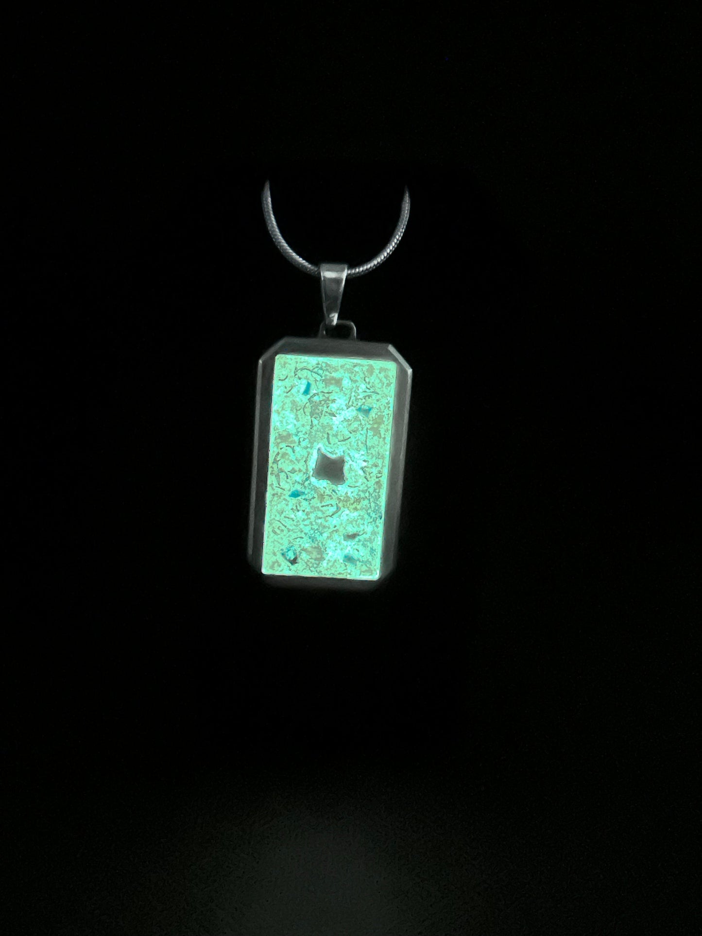 Hangar 18 Pendant